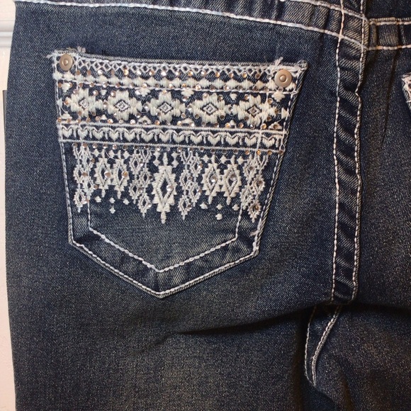 Harper & Ivy Juniors Rhinestone Embroidered Pocket Flare Leg Jeans Size 1 - Picture 5 of 9